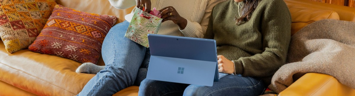 surface-X1GZqv-F7Tw-unsplash