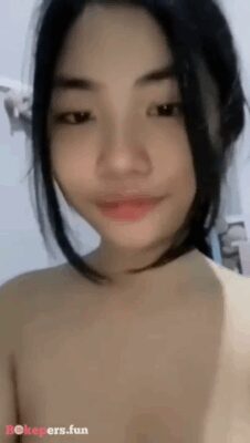 Bokep Chella Dini terbaru viral gesek² memek pink