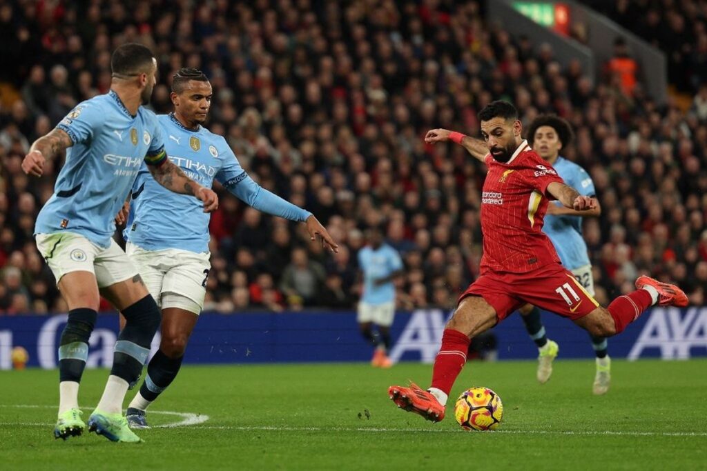 Liverpool Mantapkan Posisi di Puncak, Kalahkan Manchester City 2-0 3 674ca22ab93c8